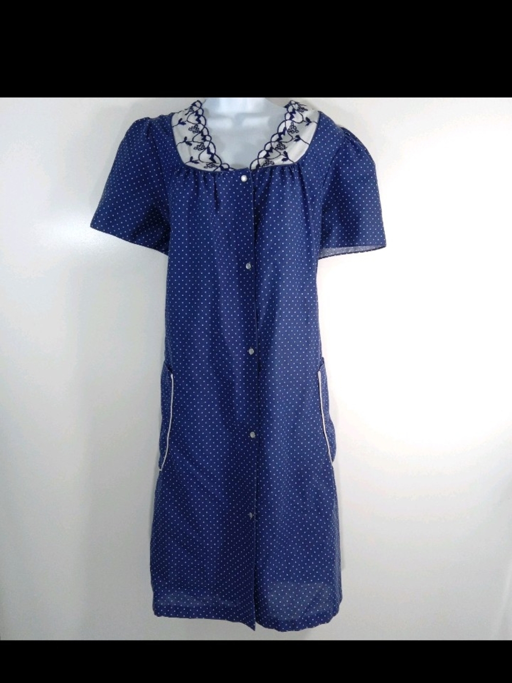 Vtg Tara Brand Navy Polka Dot Button-Front House Dress with Embroidered Collar